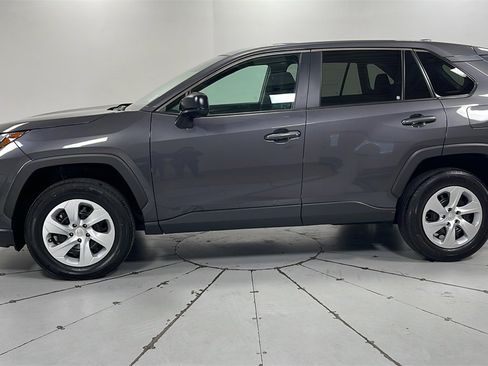 Used 2025 Toyota RAV4 LE image 8