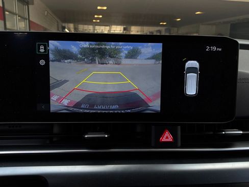 Used 2026 Kia Carnival FWD image 36