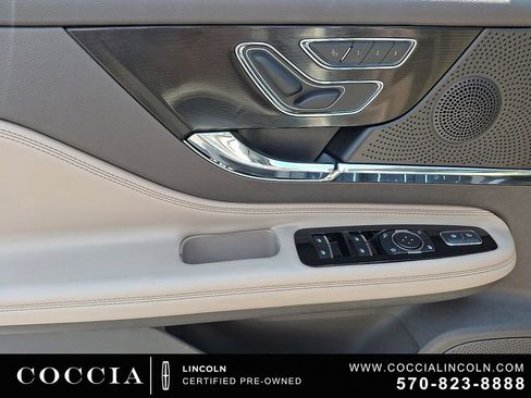 Certified 2024 Lincoln Corsair Reserve w/ Equipment Group 201A AWD/4WD image 12