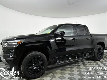 Used 2024 Chevrolet Colorado Z71 w/ Z71 Convenience Package 2