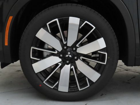 New 2026 Mitsubishi Outlander SEL FWD image 27