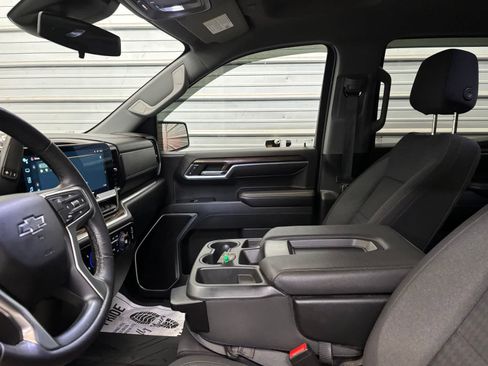 Used 2022 Chevrolet Silverado 1500 RST w/ Z71 Off-Road Package AWD/4WD image 21