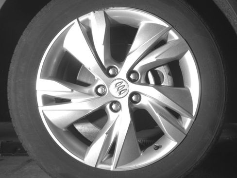 Used 2025 Buick Encore GX Preferred image 13