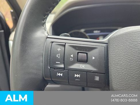 Used 2025 Nissan Rogue SV FWD image 24
