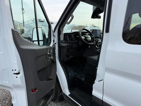 Used 2023 Ford Transit 350 XLT image 14