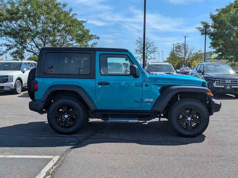 Used 2019 Jeep Wrangler Sport AWD/4WD image 6