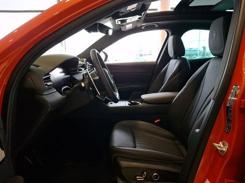 New 2026 Maserati Grecale Modena image 6