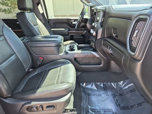 Used 2022 GMC Sierra 3500 Denali w/ Denali Ultimate Package AWD/4WD image 21