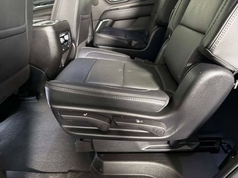 Used 2024 GMC Yukon Denali image 31