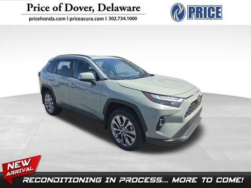 Used 2023 Toyota RAV4 XLE Premium image 1