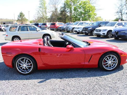 Used 2005 Chevrolet Corvette Convertible w/ Preferred Equipment Group RWD image 6