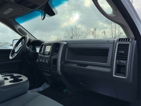 Used 2018 RAM 1500 Express w/ Express Value Package image 19