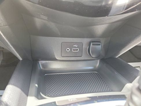Certified 2021 Nissan Rogue Sport SV FWD image 21