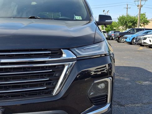 Used 2022 Chevrolet Traverse LT AWD/4WD image 10