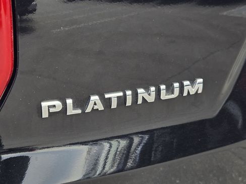 Used 2018 Ford Explorer Platinum AWD/4WD image 37