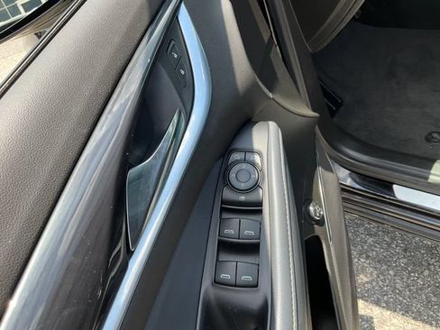Used 2022 Buick Enclave Essence w/ LPO, Floor Liner Package AWD/4WD image 8