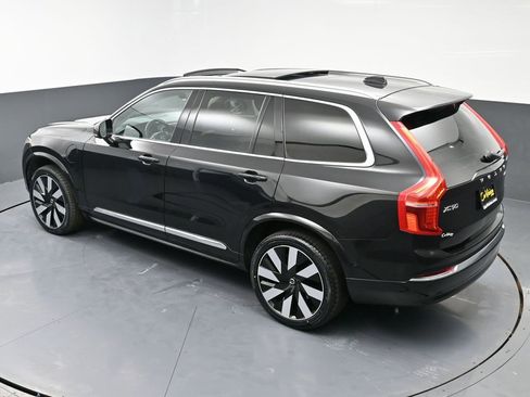 Used 2023 Volvo XC90 T8 Plus image 48