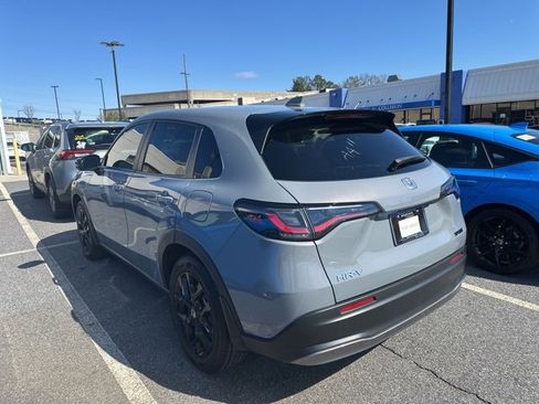 Certified 2025 Honda HR-V Sport image 4