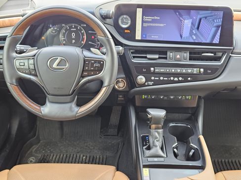 Used 2024 Lexus ES 350 Ultra Luxury w/ Accessory Package (Z2) FWD image 26