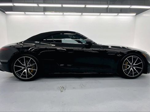 Used 2022 Mercedes-Benz SL 63 AMG 4MATIC image 5