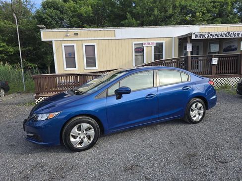 Used 2014 Honda Civic LX image 2