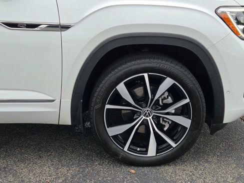 Used 2024 Volkswagen Atlas SEL Premium R-Line AWD/4WD image 20