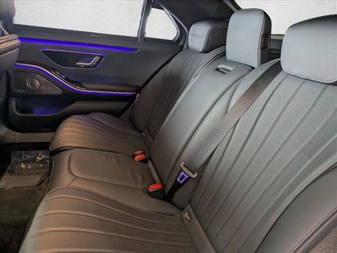 Certified 2023 Mercedes-Benz S 500 4MATIC image 19