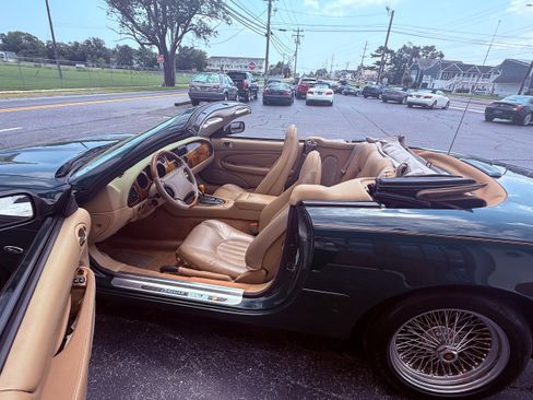 Used 1997 Jaguar XK8 Convertible RWD image 2