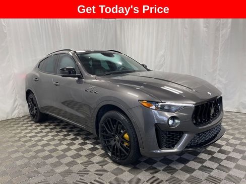 Used 2022 Maserati Levante GT image 2