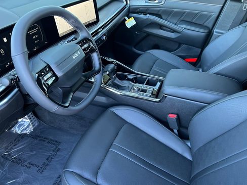 New 2026 Kia Sorento SX image 8