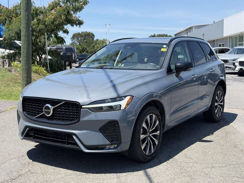 Used 2024 Volvo XC60 B5 Plus AWD/4WD image 23
