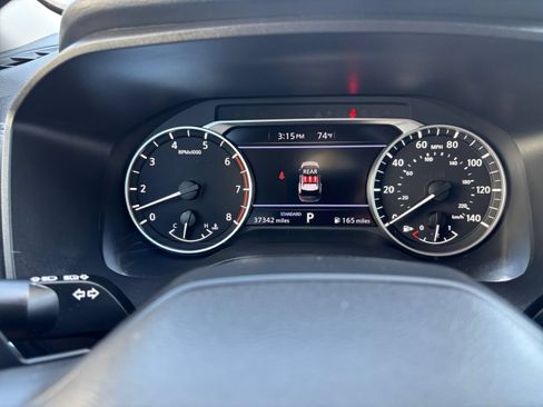 Used 2025 Nissan Rogue SV FWD image 42