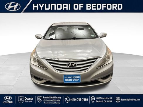 Used 2012 Hyundai Sonata GLS w/ Popular Equipment Pkg FWD image 2