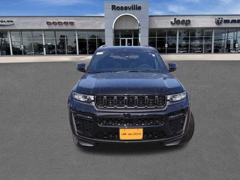 New 2026 Jeep Grand Cherokee L Limited image 8