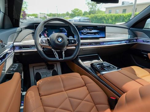 Used 2024 BMW 740i xDrive w/ Premium Package 2 AWD/4WD image 41