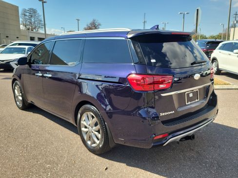 Used 2019 Kia Sedona EX w/ EX Premium Package image 4