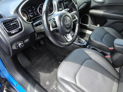 Used 2020 Jeep Compass Limited AWD/4WD image 7