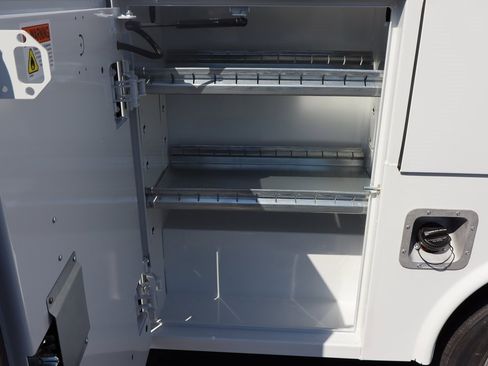 New 2025 Chevrolet Express 3500 w/ Power Convenience Package image 5