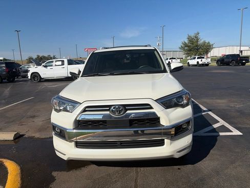 Used 2023 Toyota 4Runner Limited AWD/4WD image 2
