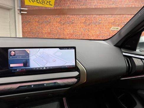 Used 2025 BMW X3 xDrive30i w/ Premium Package image 17