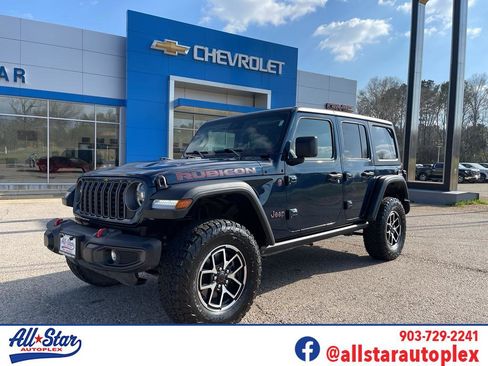 Used 2025 Jeep Wrangler Rubicon image 1