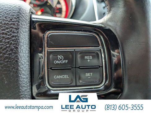 Used 2017 Dodge Grand Caravan SXT image 25