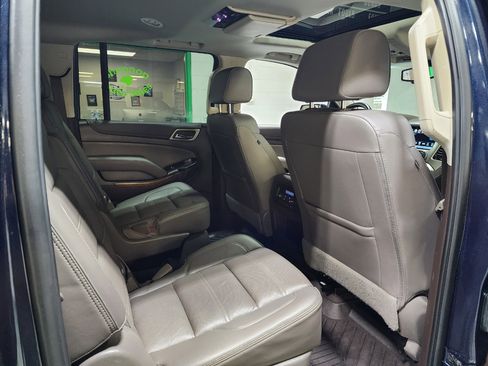 Used 2020 GMC Yukon XL Denali w/ Open Road Package image 26