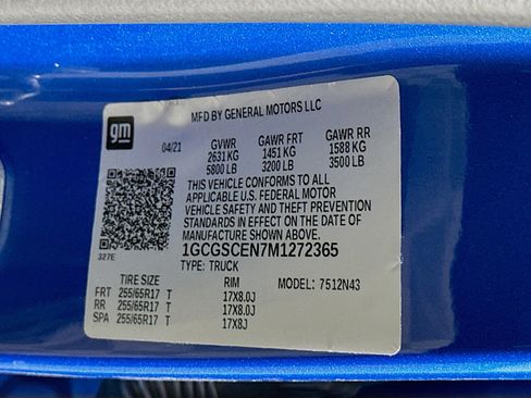 Used 2021 Chevrolet Colorado LT w/ Safety Package RWD image 12