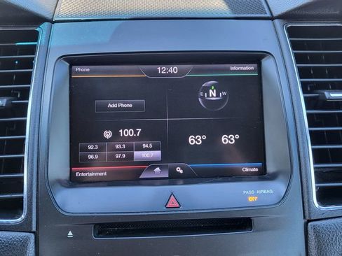 Used 2013 Ford Taurus SEL image 31