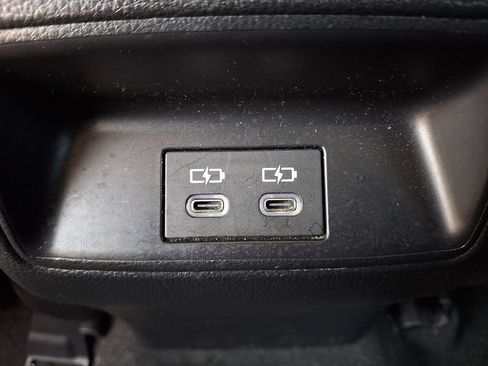 Used 2023 Toyota Corolla LE FWD image 11