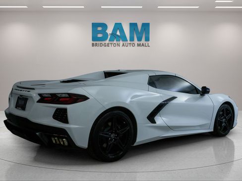 Used 2025 Chevrolet Corvette Stingray Convertible w/ 1LT RWD image 7