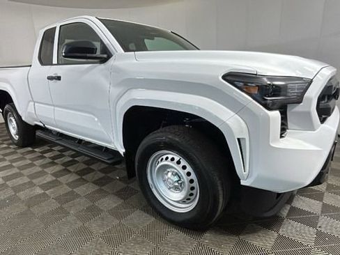 Used 2024 Toyota Tacoma SR w/ Towing Package RWD image 2