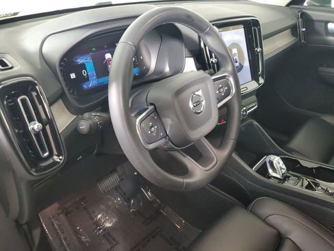 Used 2023 Volvo XC40 B5 Plus w/ Protection Package Premier AWD/4WD image 24