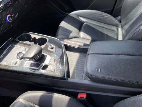 Used 2017 Audi Q7 3.0T Premium Plus AWD/4WD image 14
